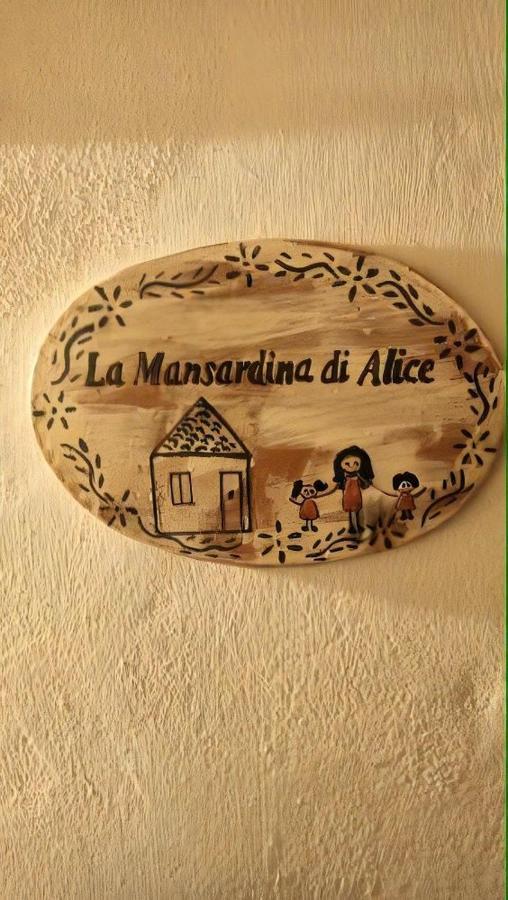 La casa di Maya Sassari Luaran gambar
