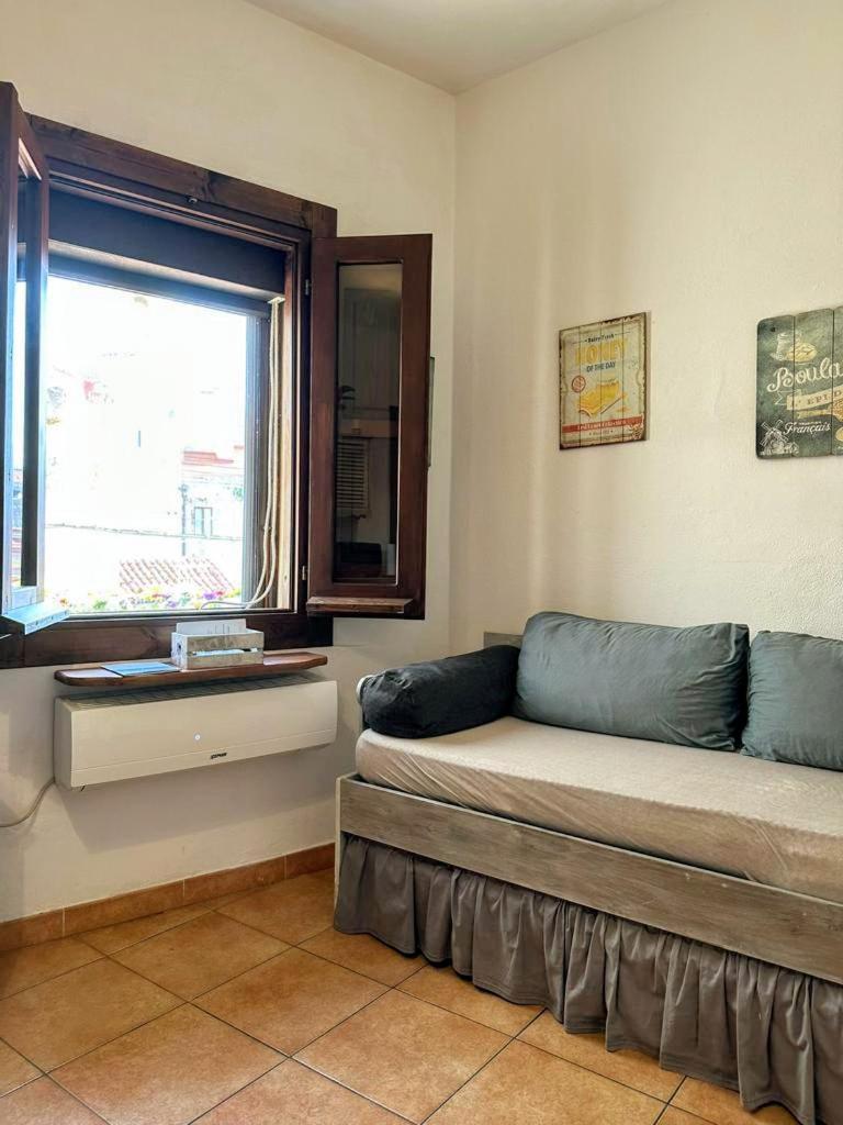 La casa di Maya Sassari Luaran gambar